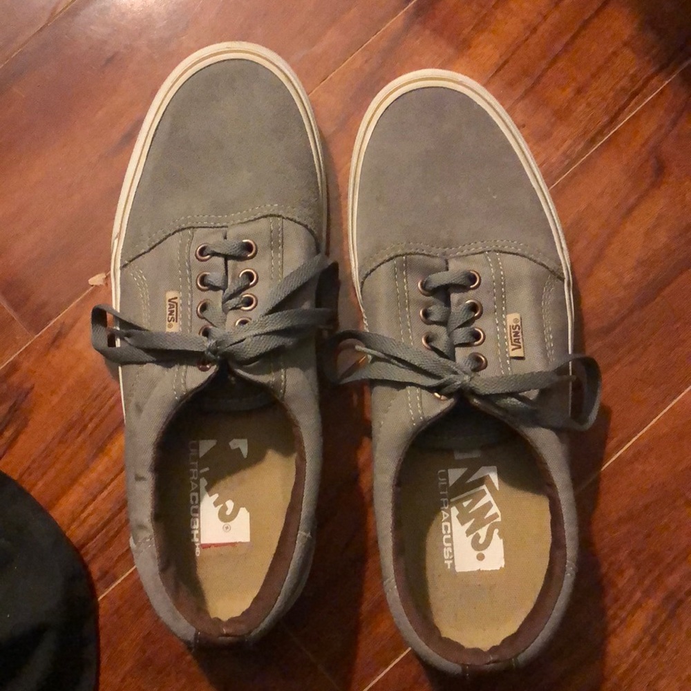 Vans in great condition!!! Comfortable!!